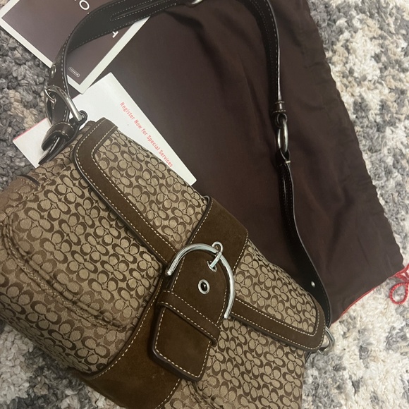 VINTAGE AUTHENTIC COACH SIGNATURE PURSE, WALLET AND MORE - Picture 11 of 16